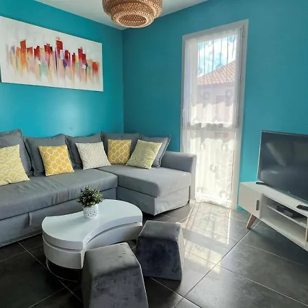 T2, Balcon, Parking, Ascenseur, Internet - - Fr-1-495-47 Apartment